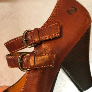 Born Oxford strappy Sandals w/ heel in cognac